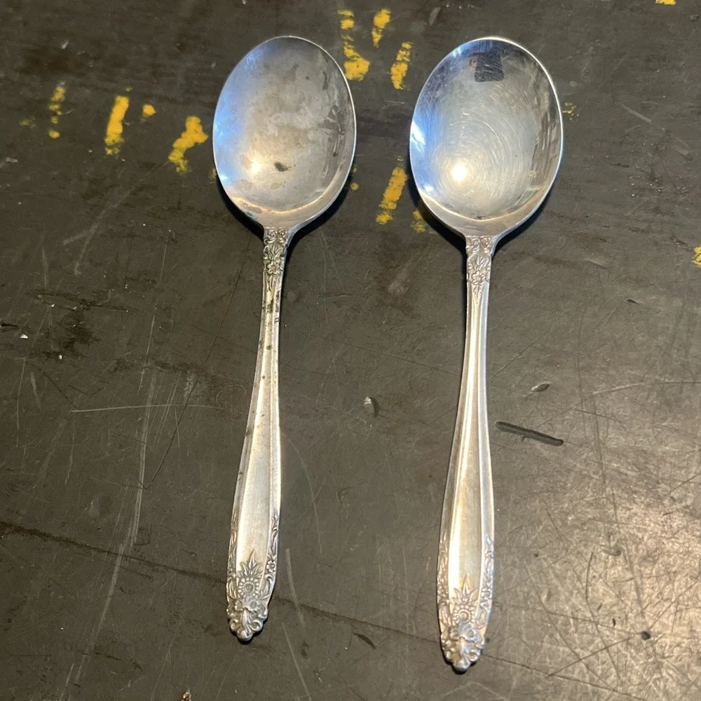 Lot of 2 Vintage ELDAN Silverplate Teaspoons – Ornate Pattern – Flatware
